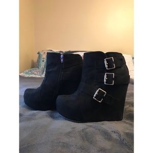 Shi by Journey’s Onyx Bootie - Black